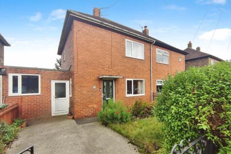 2 bedroom semi-detached house for sale