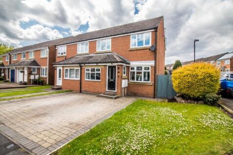 Watcombe Close, Usworth Hall... 3 bed semi