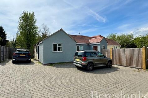 3 bedroom bungalow for sale