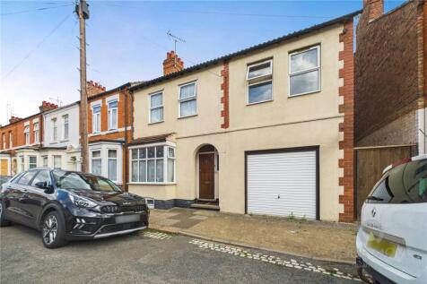 Loyd Road, Abington, Northampton NN1 4 bed end of terrace house for sale