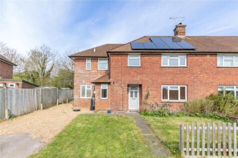 4 bedroom semi-detached house for sale