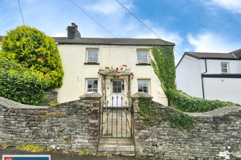 2 bedroom cottage for sale