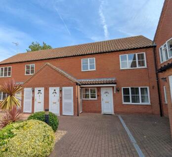 Sutton Court, Skegness, PE25 1 bed apartment for sale