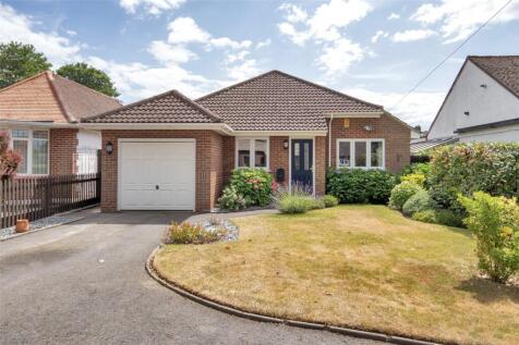 Fawkham Avenue, New Barn, Kent, DA3 3 bed bungalow for sale