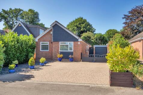 Festival Avenue, New Barn, Kent, DA3 3 bed bungalow for sale