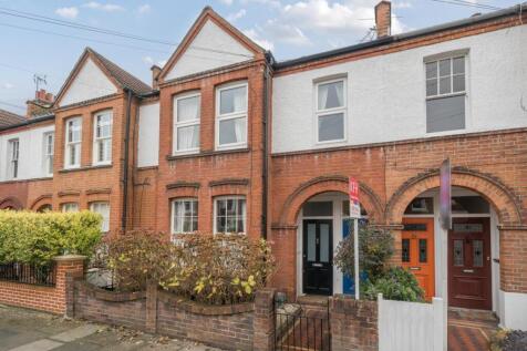 Quinton Street, Earlsfield 3 bed flat for sale