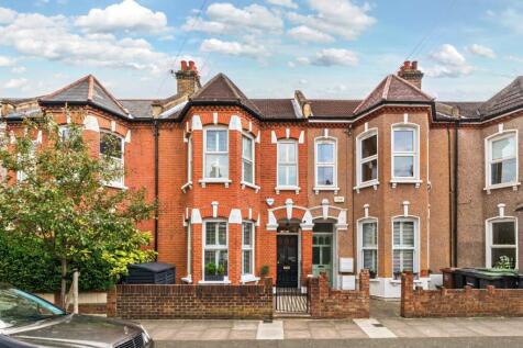 4 bedroom terraced house for sale