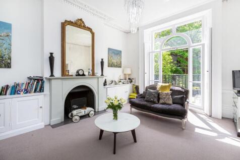 Edith Grove, London, SW10 2 bed flat for sale