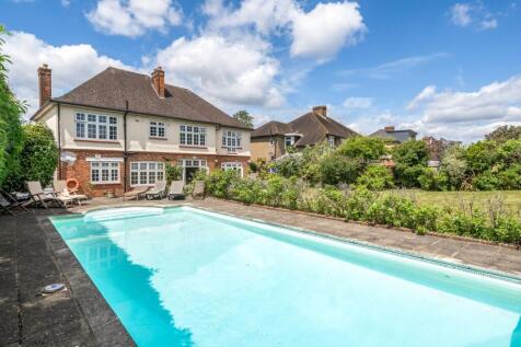 Hayes Lane, Hayes, Kent, BR2 5 bed detached house for sale