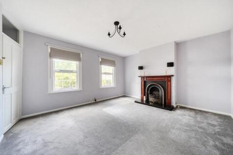 Leaves Green Road, Keston, BR2 2 bed end of terrace house for sale