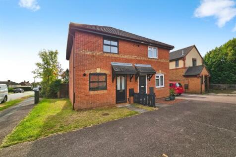 2 bedroom detached house for sale