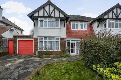 4 bedroom semi-detached house for sale