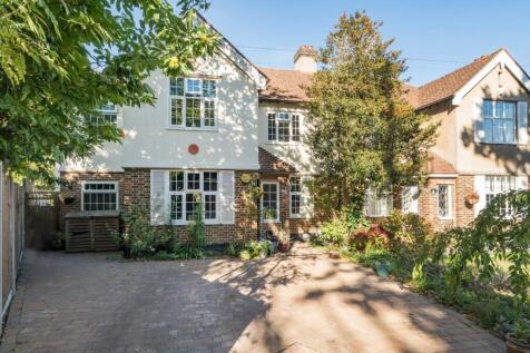 The Glade, West Wickham, Kent, BR4 4 bed semi