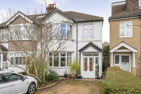 Circle Gardens, Merton Park 3 bed semi