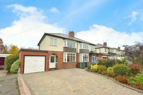 3 bedroom semi-detached house for sale