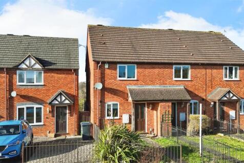 2 bedroom end of terrace house for sale