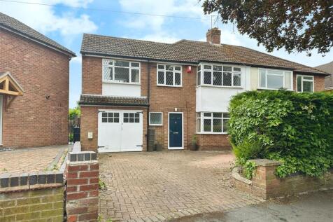 St. Andrews Road, Leamington Spa 4 bed semi