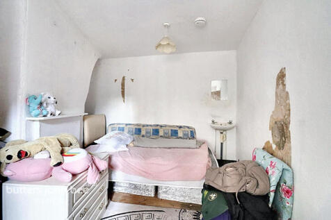 Sandon Road, Stafford 3 bed terraced house for sale