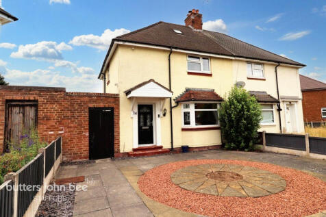 2 bedroom semi-detached house for sale