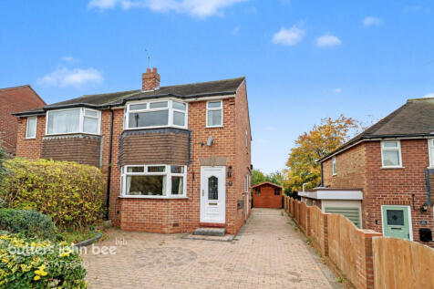2 bedroom semi-detached house for sale