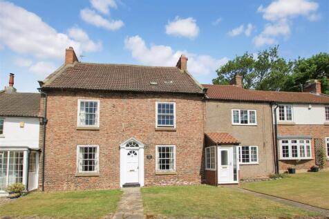 Phoenix Row, Northallerton DL6 5 bed terraced house for sale