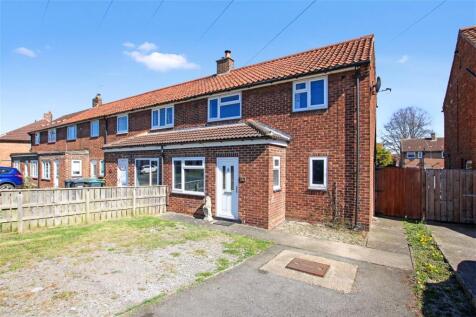 2 bedroom end of terrace house for sale