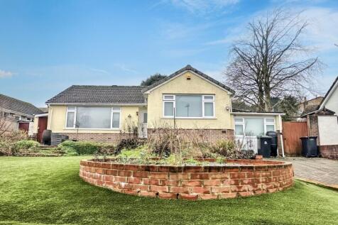 Blandford 3 bed detached bungalow for sale