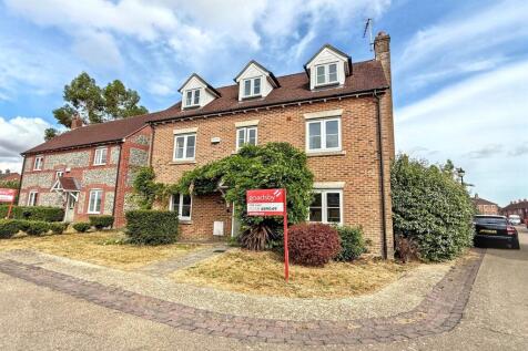 Blandford 6 bed detached house for sale