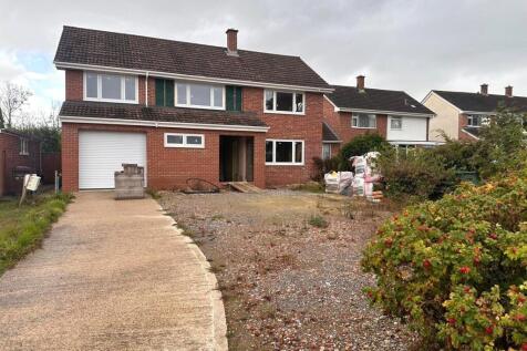 A unique opportunity to create a... 4 bed property with land for sale