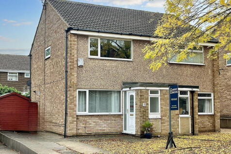 2 bedroom semi-detached house for sale
