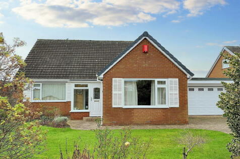 4 bedroom detached bungalow for sale