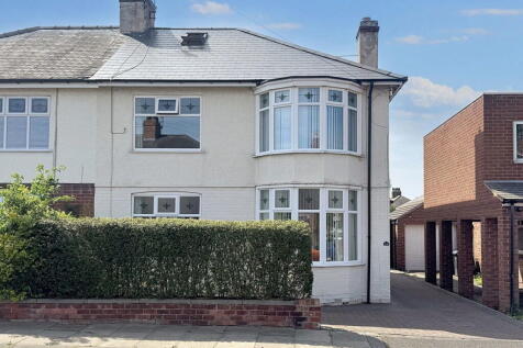 4 bedroom semi-detached house for sale
