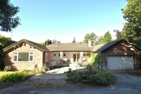 3 bedroom detached bungalow for sale