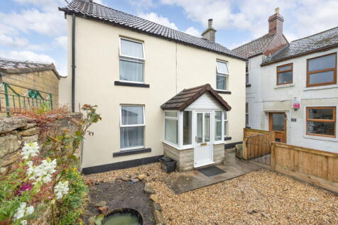 2 bedroom detached house for sale