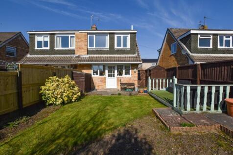3 bedroom semi-detached house for sale
