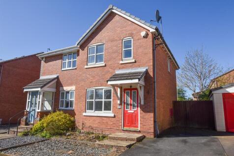 2 bedroom semi-detached house for sale