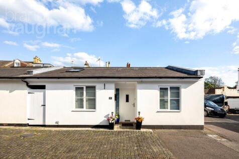 Port Hall Mews, Brighton, East... 2 bed maisonette for sale