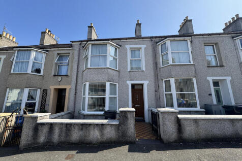 Kings Road, Holyhead, LL65 3 bed terraced house for sale