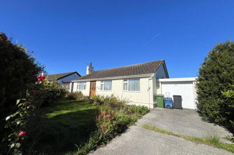 Penbodeistedd, Llanfechell, Anglesey... 4 bed detached bungalow for sale