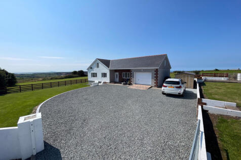 Nebo, Isle of Anglesey 5 bed detached house for sale