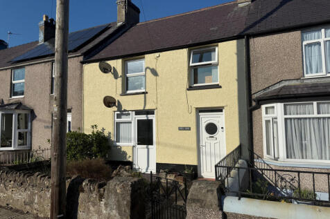 High Street, Malltraeth, LL62 3 bed terraced house for sale