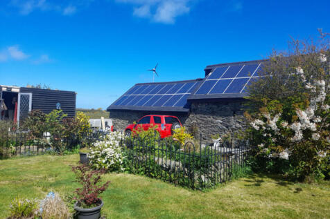 Pentrefelin, Amlwch, LL68 3 bed detached house for sale