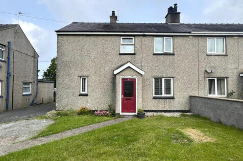 Maes Gwyn, Llanddaniel, Anglesey, LL60 3 bed semi