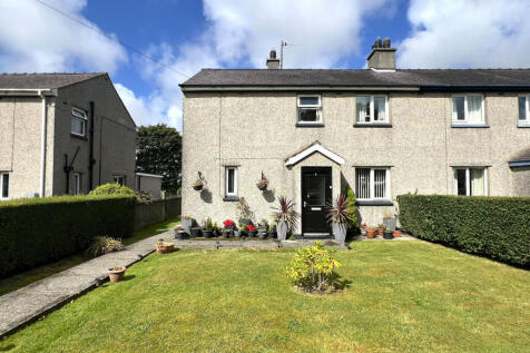 Maes Gwyn, Llanddaniel, Anglesey, LL60 3 bed semi