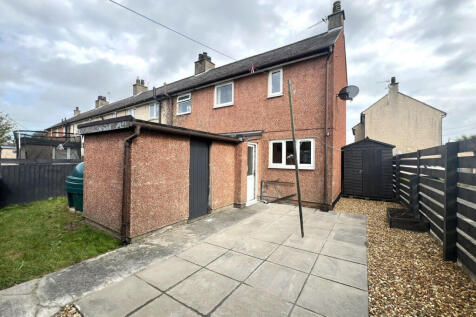 Maes Merddyn, Gaerwen, LL60 2 bed end of terrace house for sale