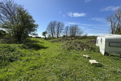 Cerrigceinwen, Bodorgan, Anglesey, LL62 5 bed character property for sale