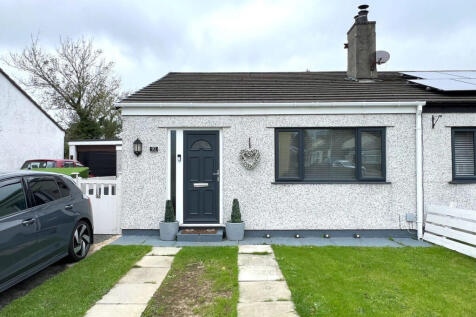 Gaerwen Uchaf Estate, Gaerwen, LL60 2 bed semi