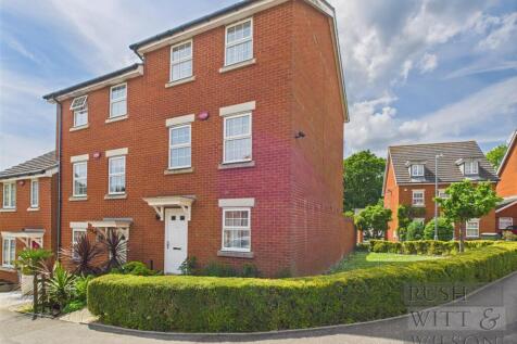 3 bedroom end of terrace house for sale
