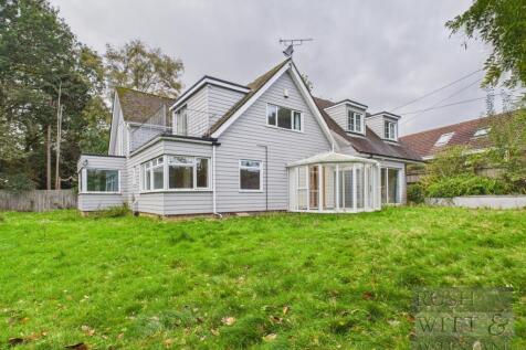 Briar Close, Fairlight 6 bed detached house for sale