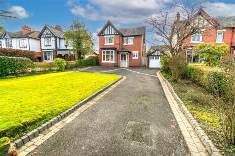 Chester Road, Middlewich 3 bed detached house for sale